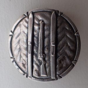 Det militære skimerke. (1915-1945).