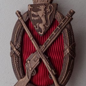 Det militære skarpskyttermerke i bronse. (Sverige 1943-1945).