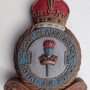 ENGLAND. GROUP HEADQUARTERS 24 ROYAL AIR FORCE vegg-plakett.