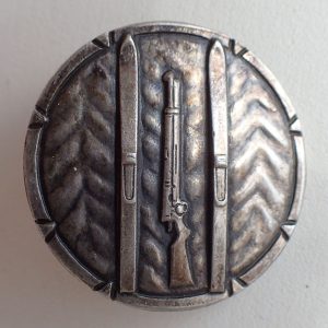 Det militære skimerke. (1915-1945).