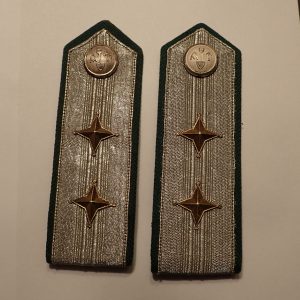 AT Sveitfører skulderklaffer.