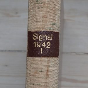 Innbundet 8 blader av «Signal 1942 I». (På norsk).