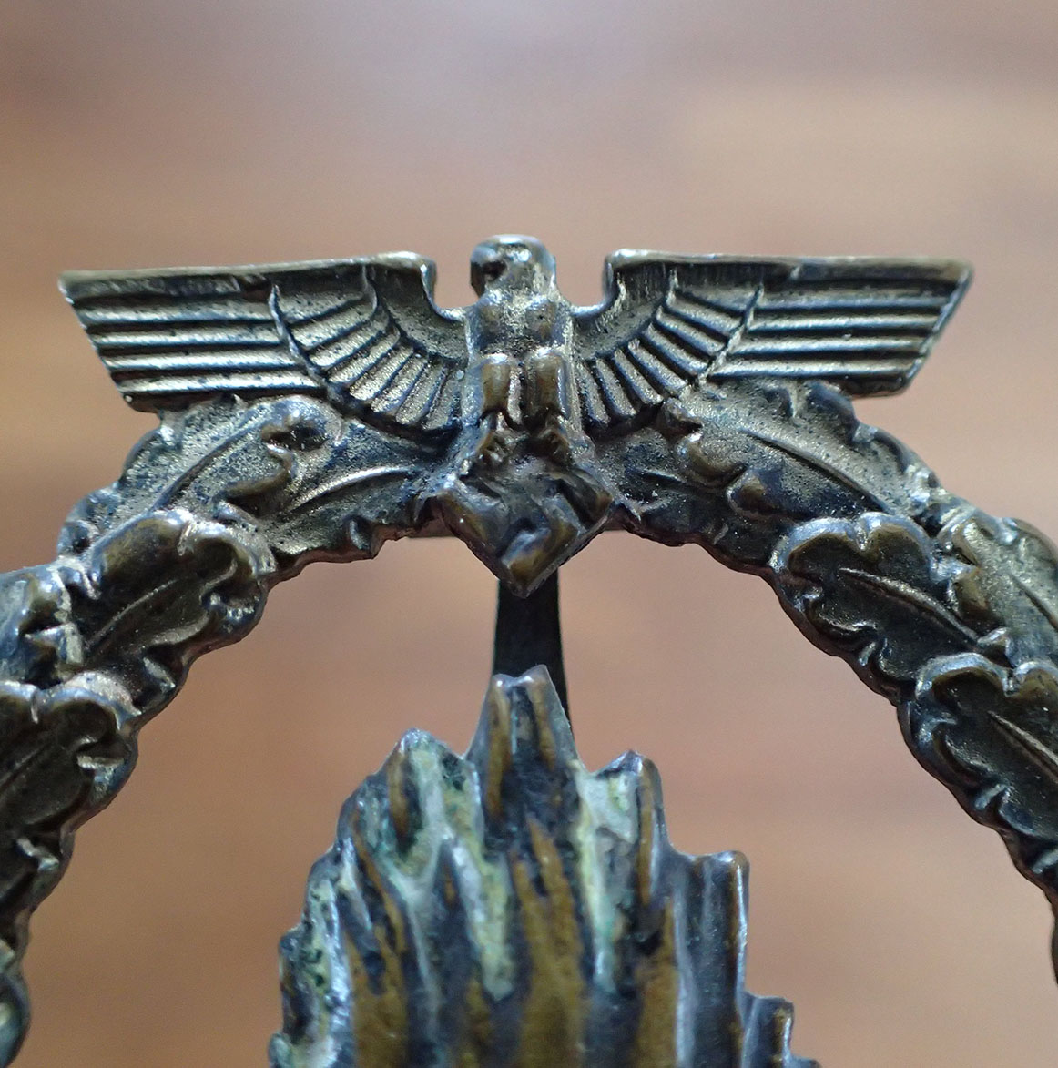 Kriegsmarine Minesøkermerke. (Tidlig Buntmetal). - Bilde 4