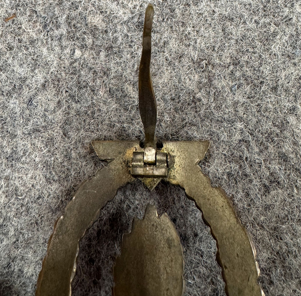 Kriegsmarine Minesøkermerke. (Tidlig Buntmetal). - Bilde 8