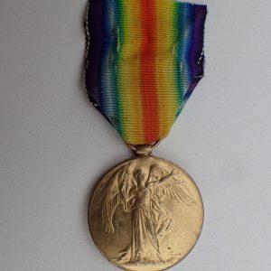 ENGLAND. The Victory Medal – The Great War for Civilization 1914-1919. (Navnet: 27881 PTE. D. BETT. R. SCHOTS).