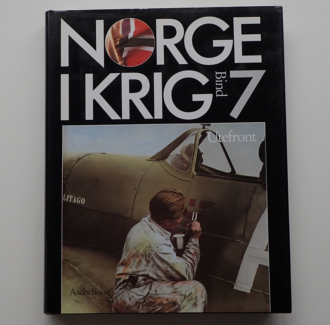 NORGE I KRIG. Bind 7. (1988).