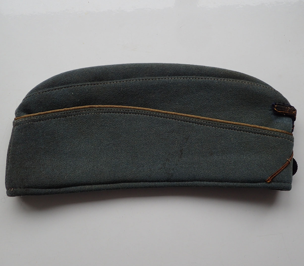 Kystartilleri offiser båtlue. (Brukt ved minerydding i Oslo i 1945). - Bilde 7