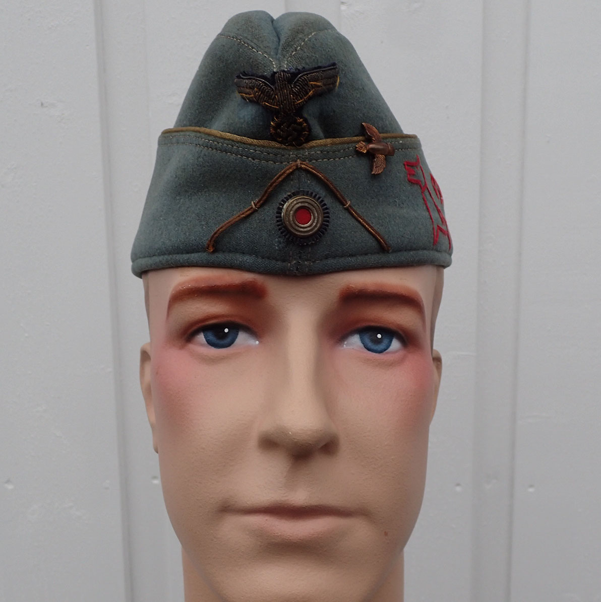 Kystartilleri offiser båtlue. (Brukt ved minerydding i Oslo i 1945). - Bilde 2