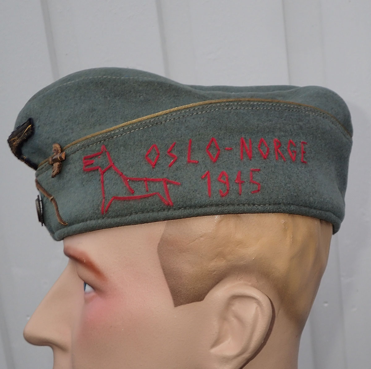 Kystartilleri offiser båtlue. (Brukt ved minerydding i Oslo i 1945). - Bilde 12