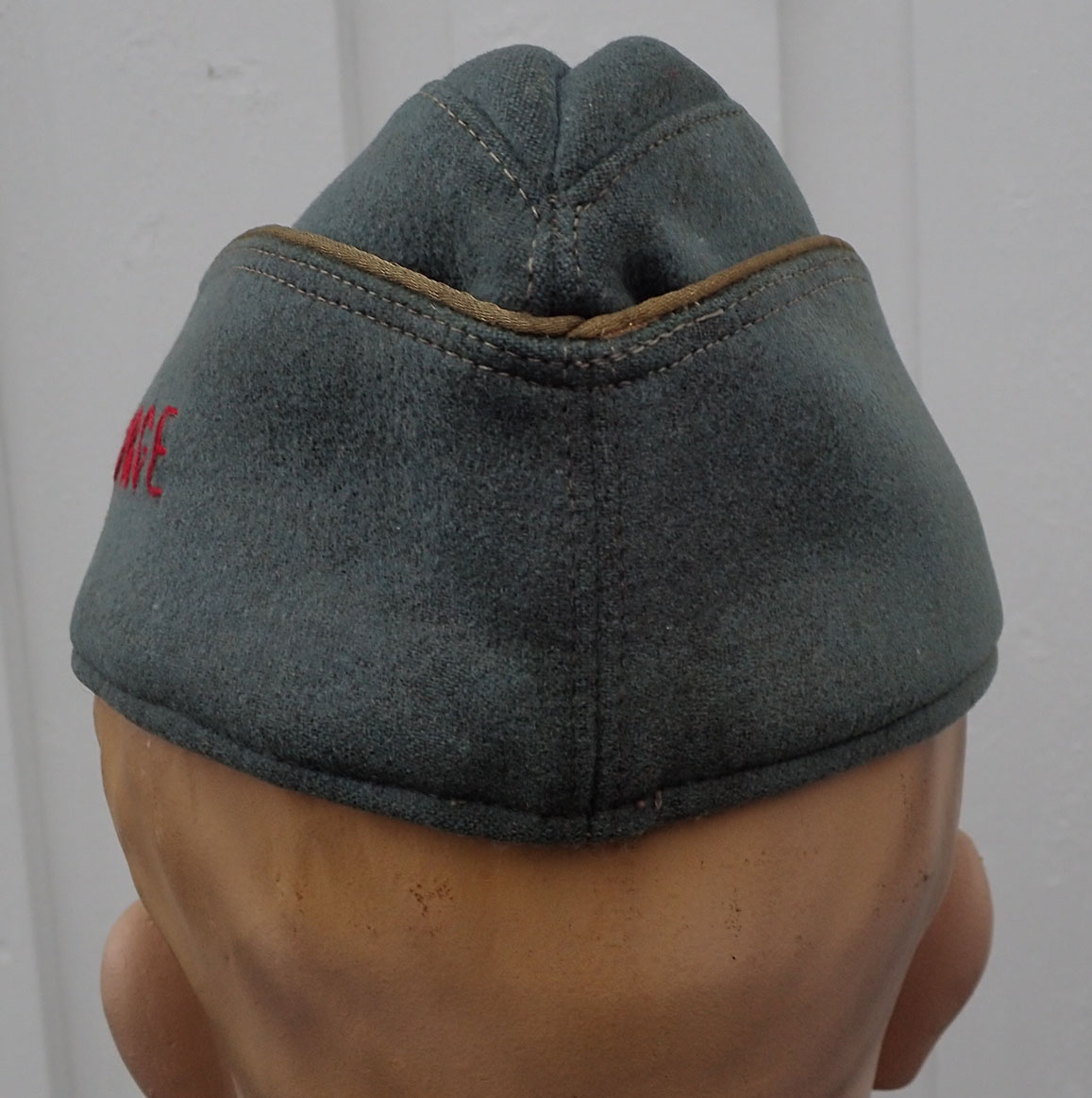 Kystartilleri offiser båtlue. (Brukt ved minerydding i Oslo i 1945). - Bilde 9