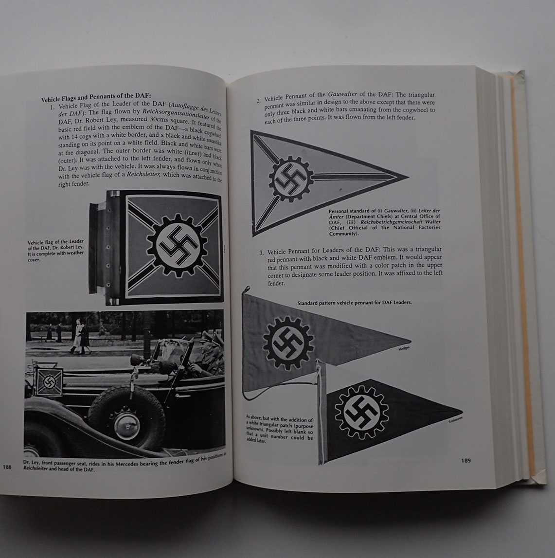 BENDER FORLAG. LABOR ORGANIZATIONS OF THE REICH. (1ste utgaven 1999). - Bilde 3