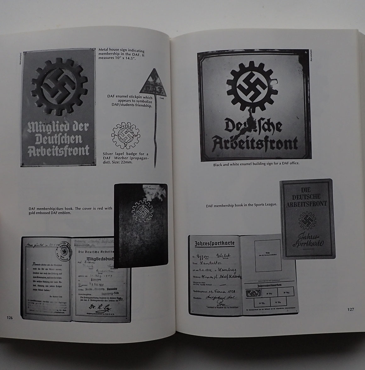 BENDER FORLAG. LABOR ORGANIZATIONS OF THE REICH. (1ste utgaven 1999). - Bilde 5