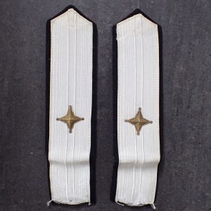 FØRERGARDEN Overløytnant skulderklaffer.