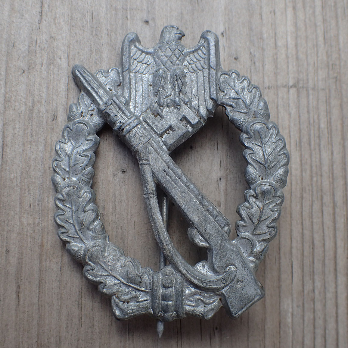 Infanterimerke i sølv. L/53. (Hymmen & Co. Lüdenscheid).